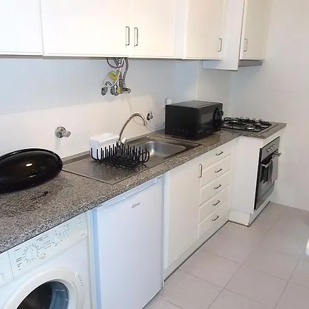 Jardim Botanico Typical Apartment Lisbon